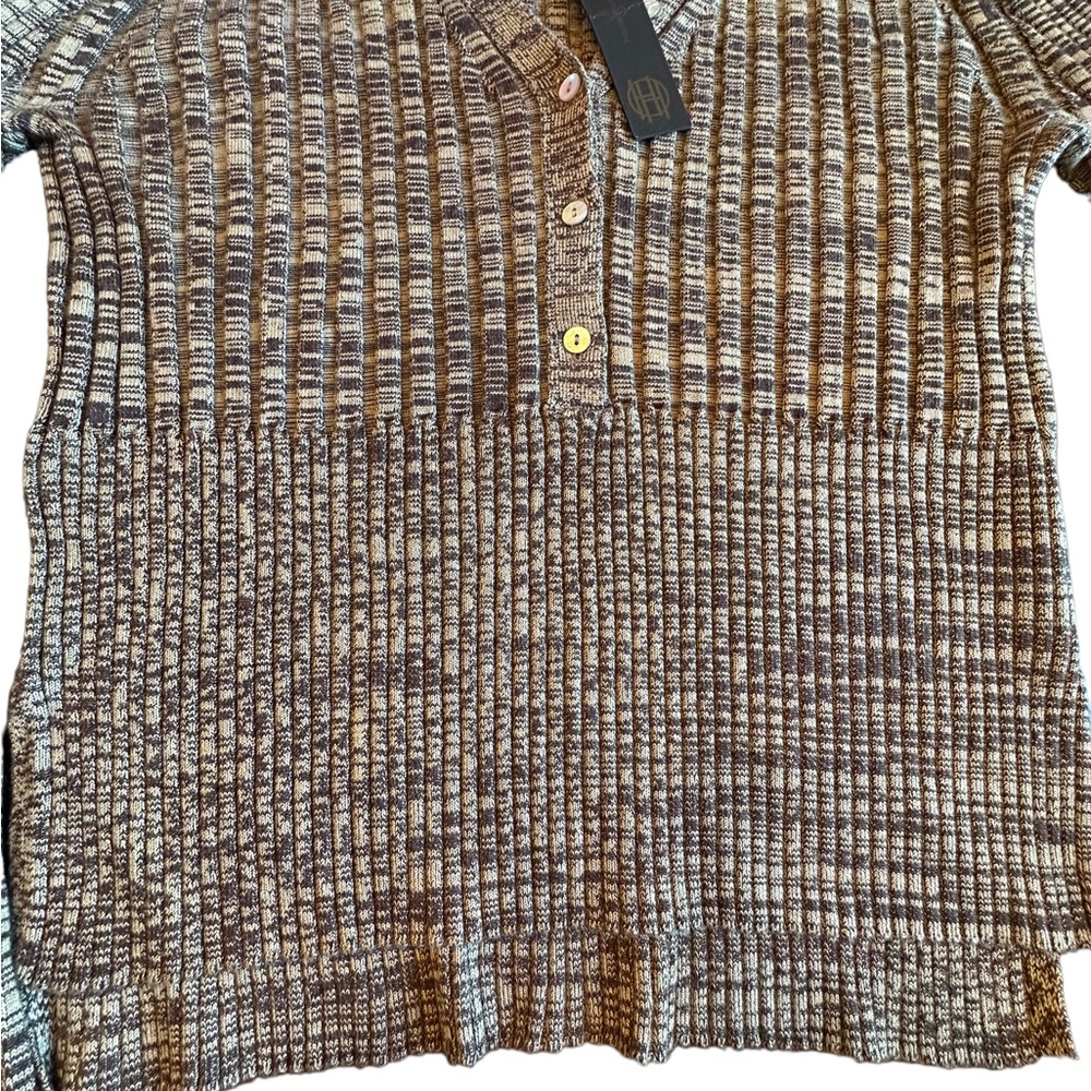 House of Harlow 1960 Brown and Tan Button Front Long Sleeved Sweater - Picture 4 of 13